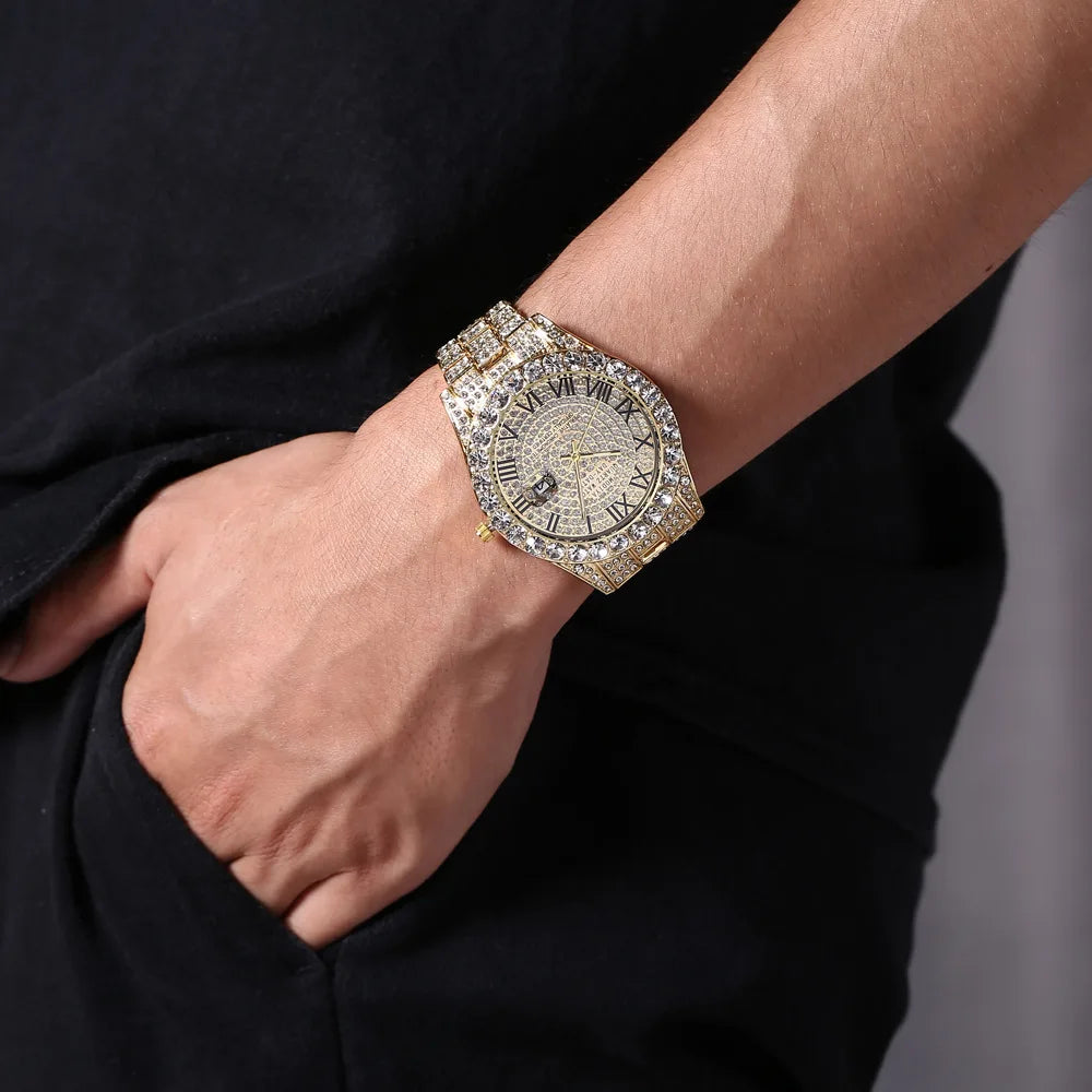 New Hip Hop Iced Out Men Watch Full Rhinestone Around Luxury Quartz Watches Round Clock Unisex Red Dial Wrist Watch Gift